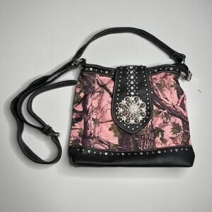 Montana West Pink Camo Concho Crossbody Shoulder Bag Rhinestone Western Bling